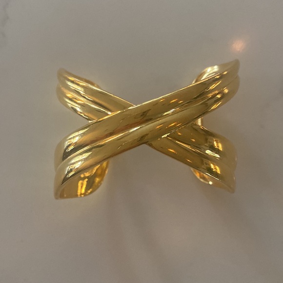 Vintage Gold Cuff - Picture 2 of 5